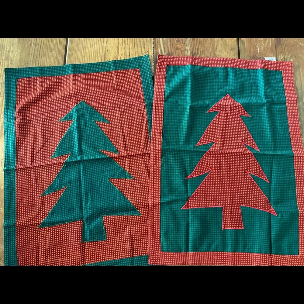 Crate & Barrel Tree Towels Christmas